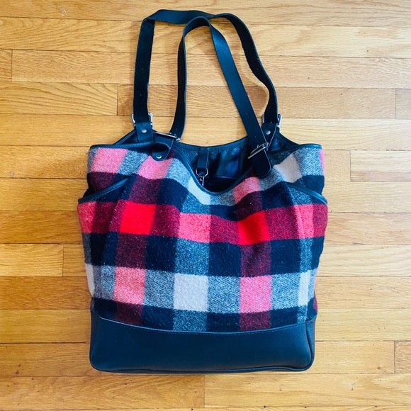 LL Bean Buffalo Plaid with Black Leather Trim Shoulder Bag Signature Collection - Picture 2 of 12